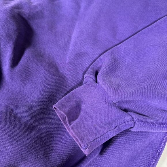 Vintage 90s purple crewneck sweatshirt with embroidered logo -Irish - Picture 6 of 6